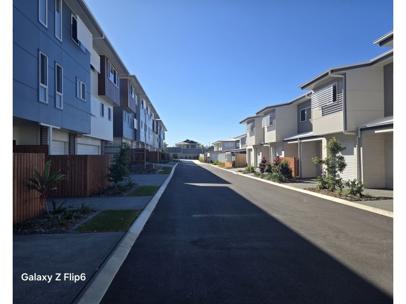 18/8 Taylor Place, Mackenzie QLD 4156