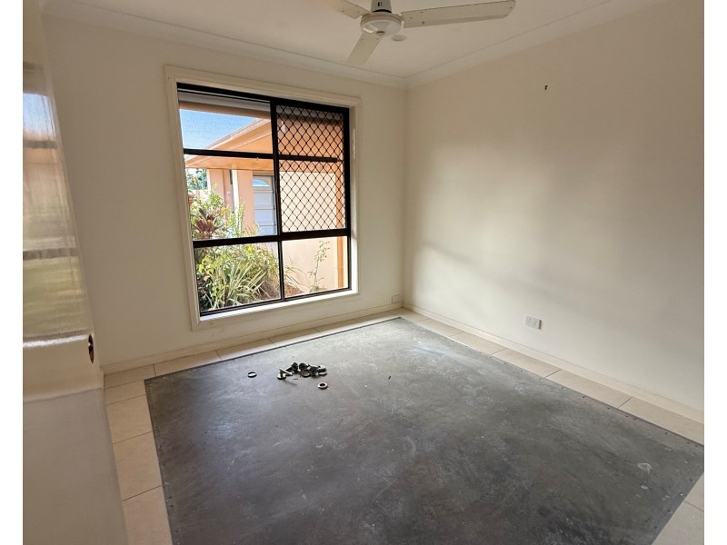 3 Braemer Court, Benowa QLD 4217