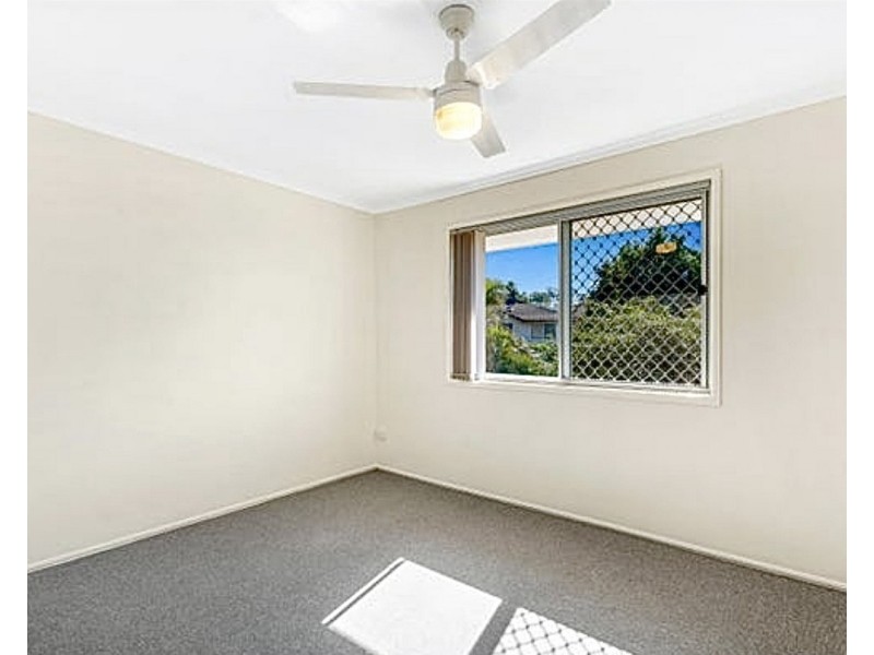 122 Johnson Road, Hillcrest QLD 4118