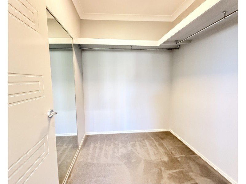 34 Larapinta Circuit, Parkinson QLD 4115