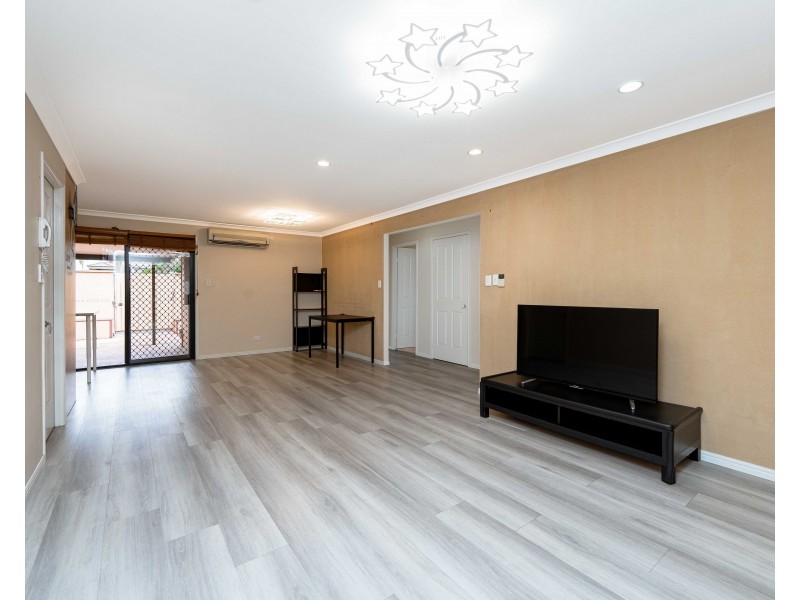 8 Diamond Place, Runcorn QLD 4113