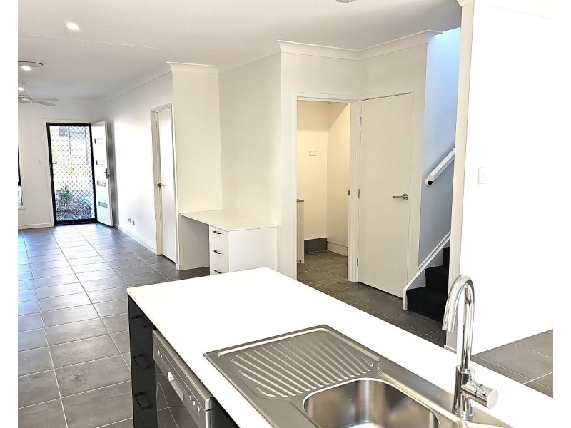 11/5 Royal Street, Kallangur QLD 4503