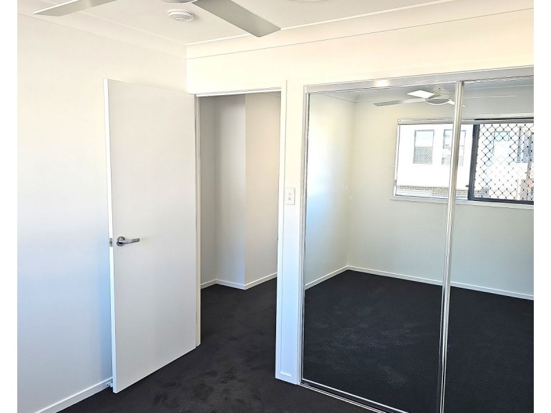 11/5 Royal Street, Kallangur QLD 4503
