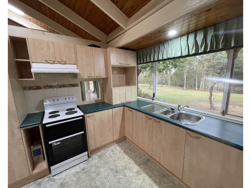111-121 Clifton Drive, North Maclean QLD 4280