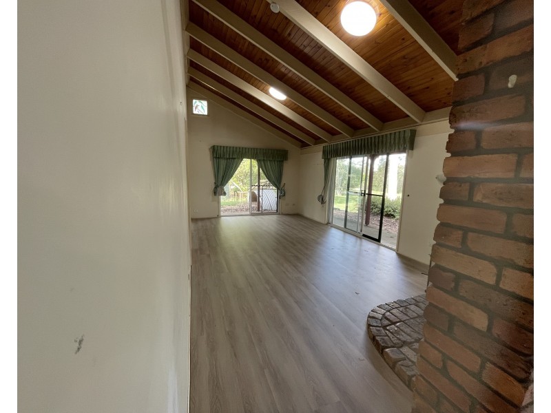 111-121 Clifton Drive, North Maclean QLD 4280