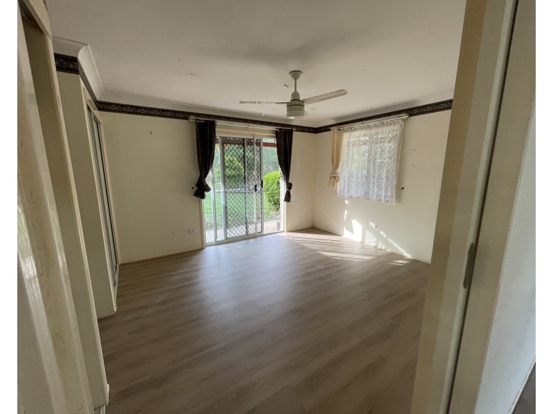 111-121 Clifton Drive, North Maclean QLD 4280