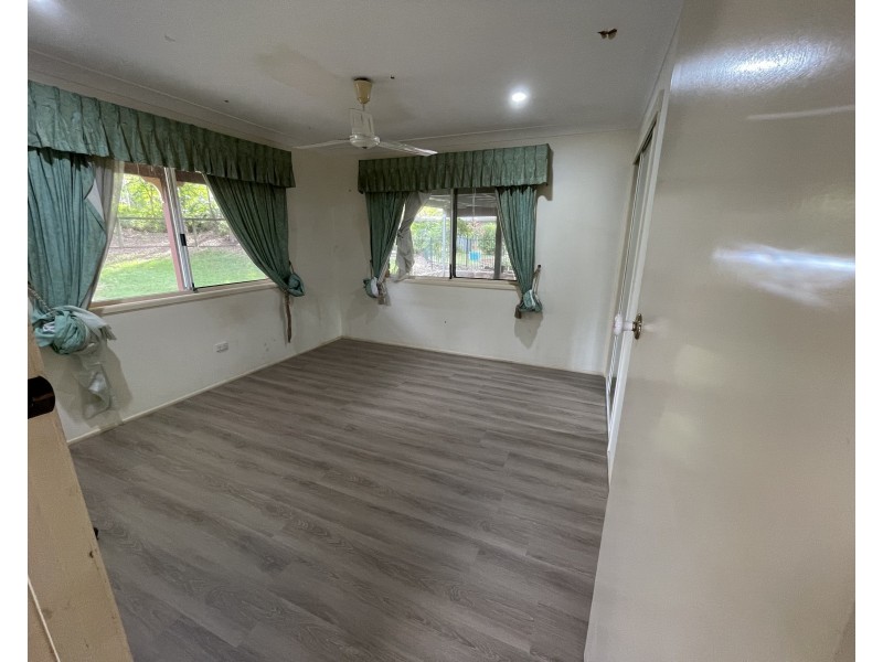 111-121 Clifton Drive, North Maclean QLD 4280