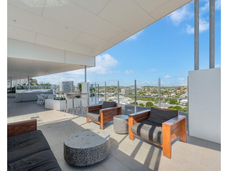 1107/123 Cavendish Road, Coorparoo QLD 4151