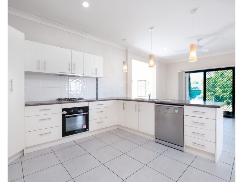 9 Cottonwood crescent, Springfield Lakes QLD 4300
