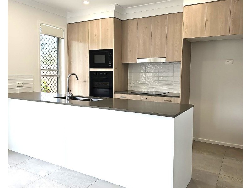 11/83 Cribb Avenue, Mitchelton QLD 4053