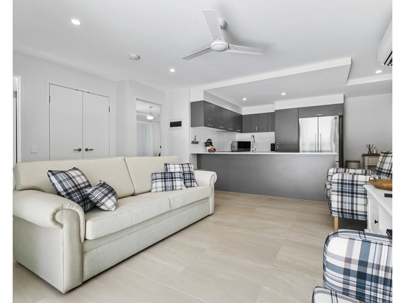 4/27 Verney Street, Kings Beach QLD 4551