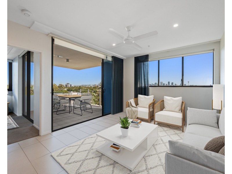 1054/123 Cavendish Road, Coorparoo QLD 4151