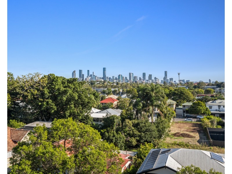 1054/123 Cavendish Road, Coorparoo QLD 4151