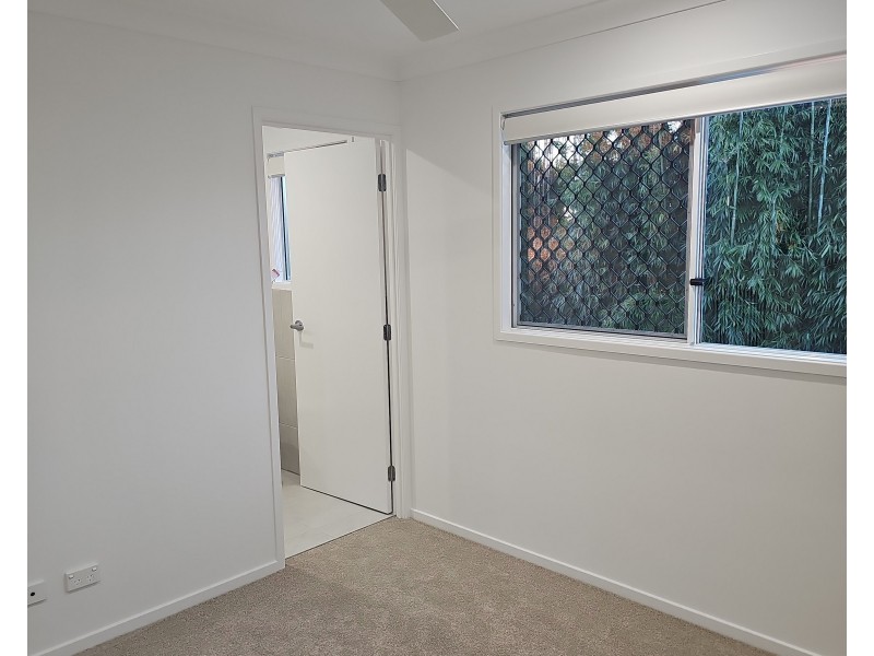 2/5 Royal Street, Kallangur QLD 4503