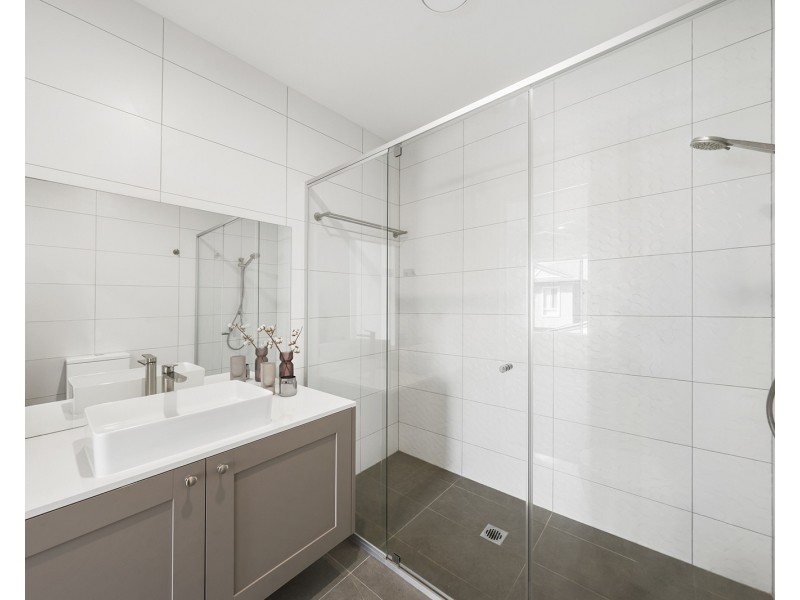 08/236 Colburn Avenue, Victoria Point QLD 4165