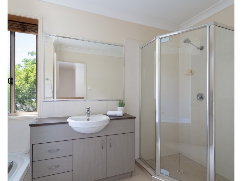 40/40 Hargreaves Road, Manly West QLD 4179
