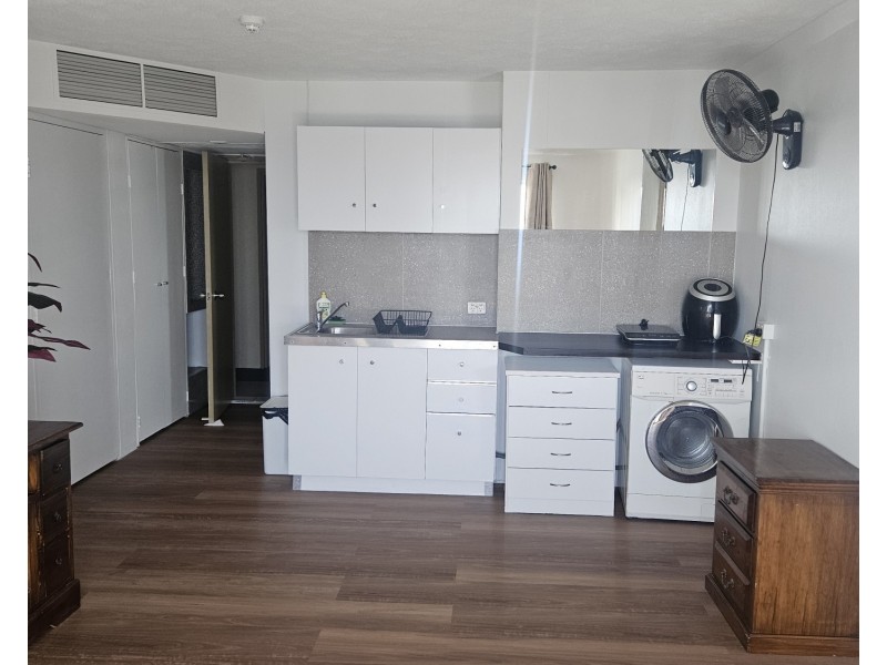 814/2 Barney, Southport QLD 4215