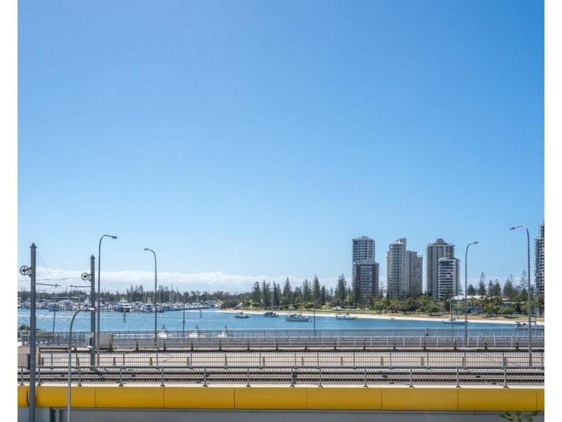 308/2 Barney Street, Southport QLD 4215