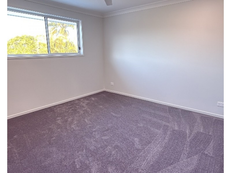 20 Naranja Crescent, Benowa QLD 4217