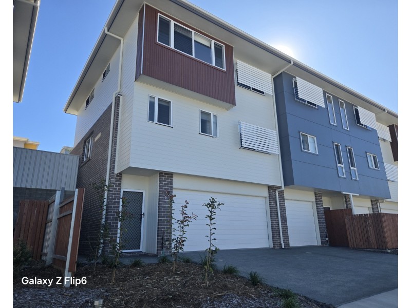21/8 Taylor Place, Mackenzie QLD 4156