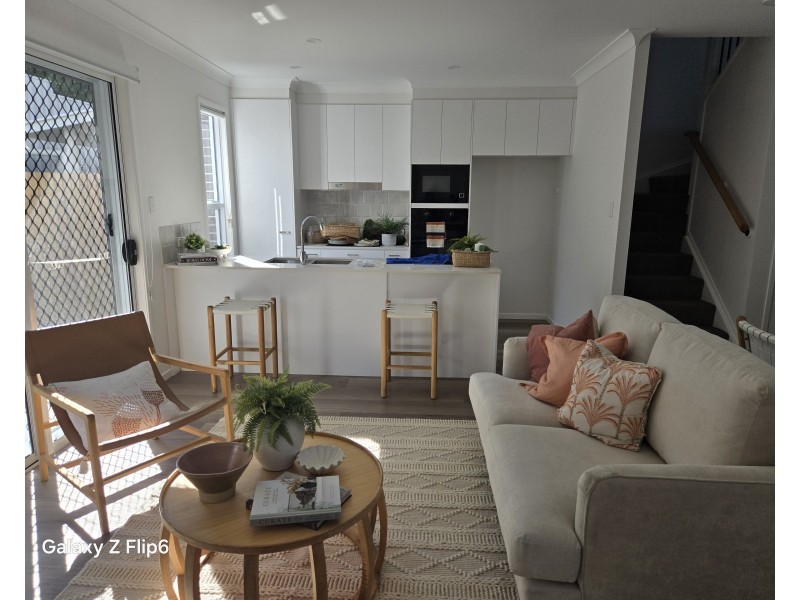 21/8 Taylor Place, Mackenzie QLD 4156