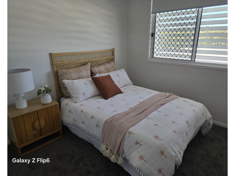 21/8 Taylor Place, Mackenzie QLD 4156