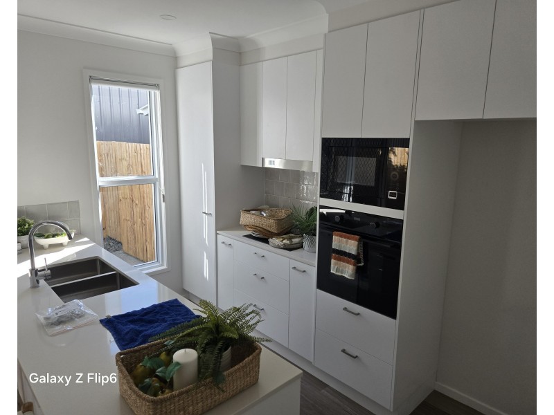 21/8 Taylor Place, Mackenzie QLD 4156