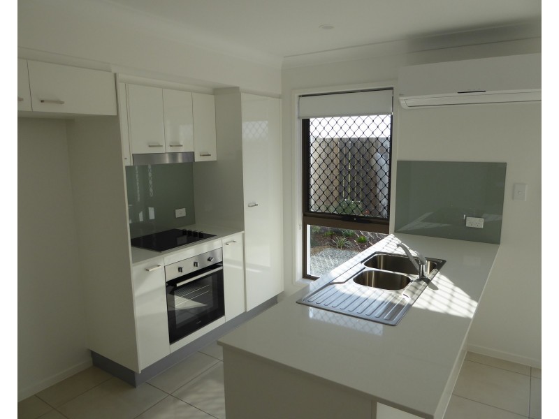 4/60 Grahams Rd, Strathpine QLD 4500