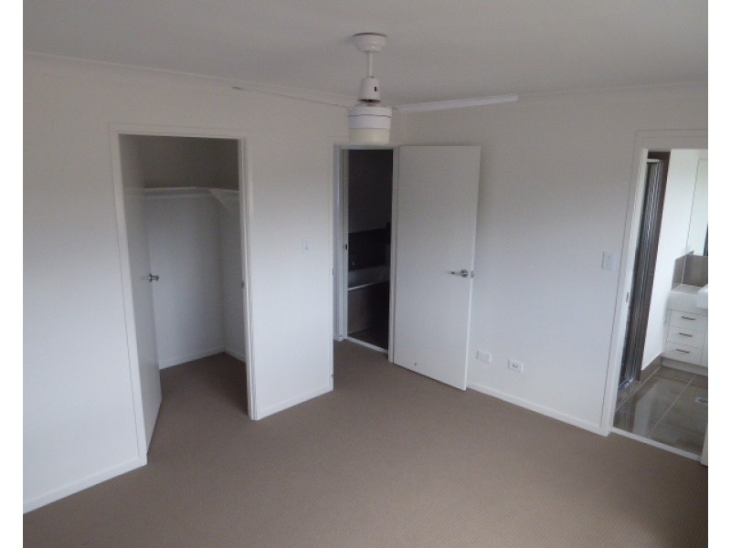 4/60 Grahams Rd, Strathpine QLD 4500