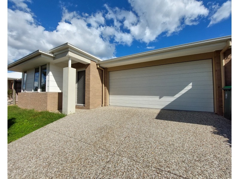 12 BILL WATSON WAY, Pallara QLD 4110