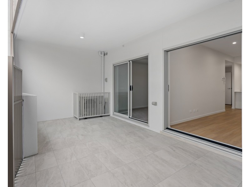 501/3 McConaghy Street,, Mitchelton QLD 4053