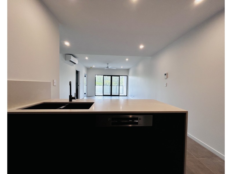 106/18 Selborne, Mount Gravatt East QLD 4122