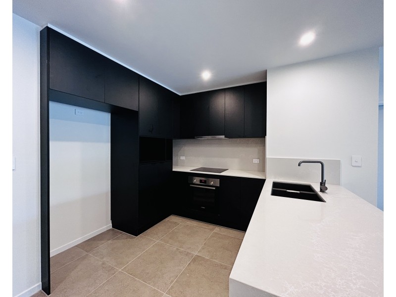 106/18 Selborne, Mount Gravatt East QLD 4122