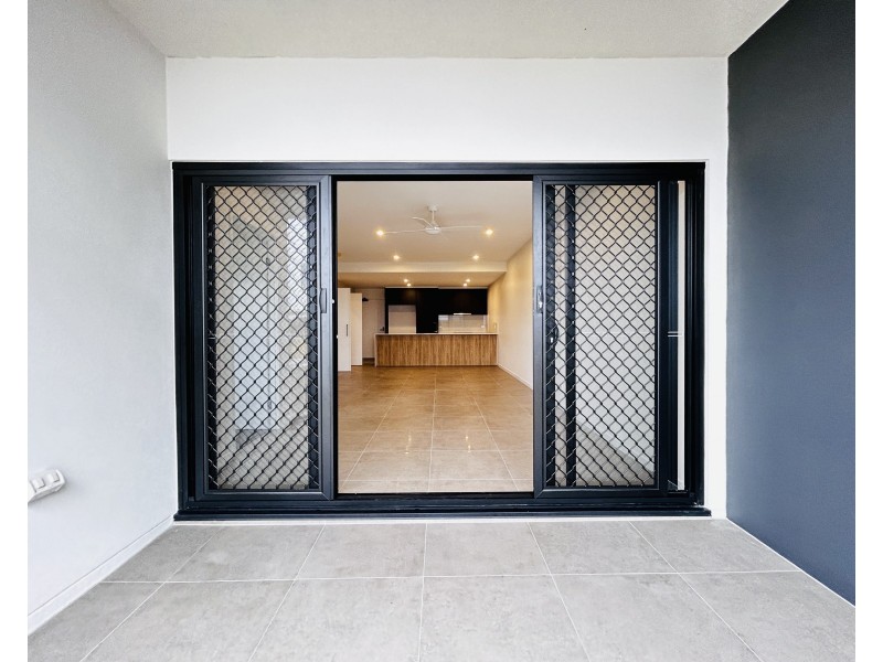 204/18 Selborne, Mount Gravatt East QLD 4122