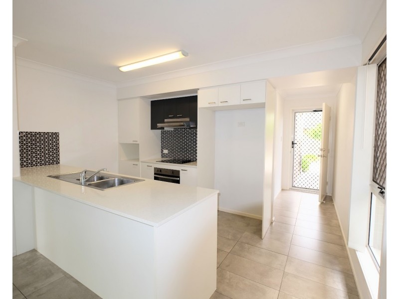 86 Jutland Street, Oxley QLD 4075
