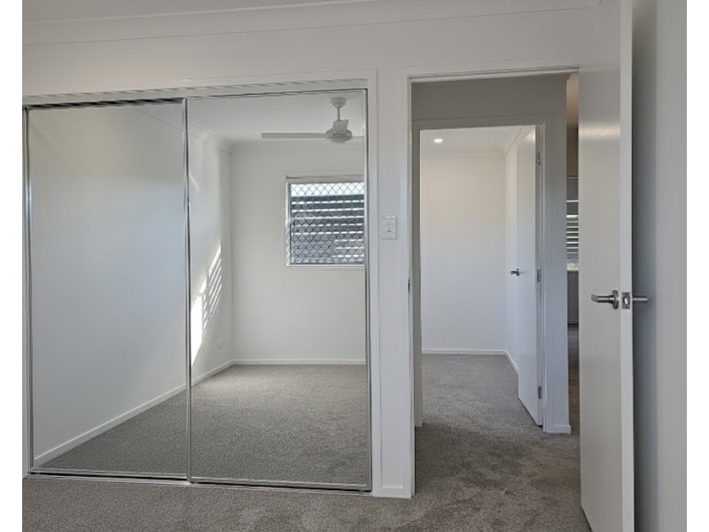 3/5 Royal Street, Kallangur QLD 4503