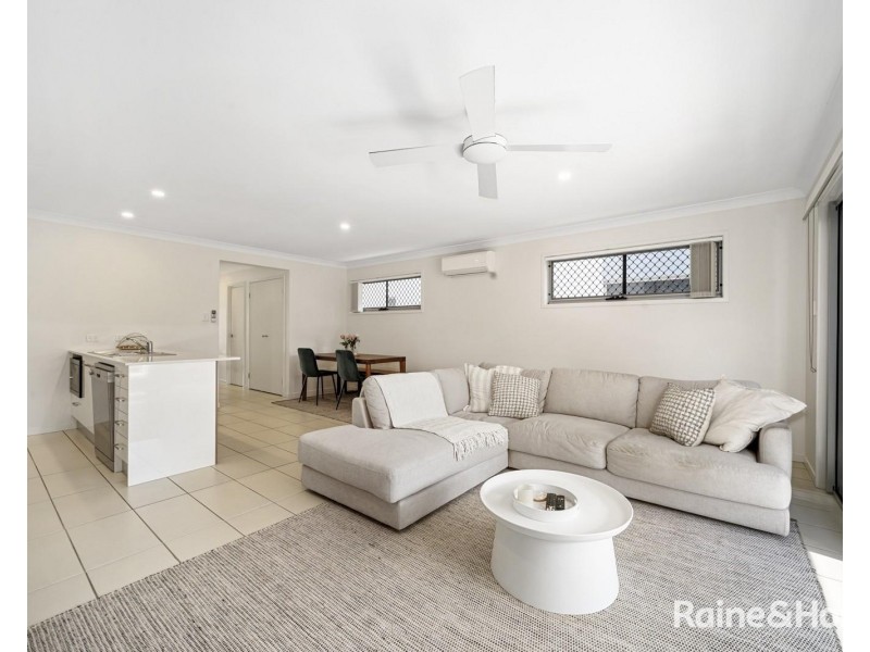 6/188 Gainsborough Drive, Pimpama QLD 4209