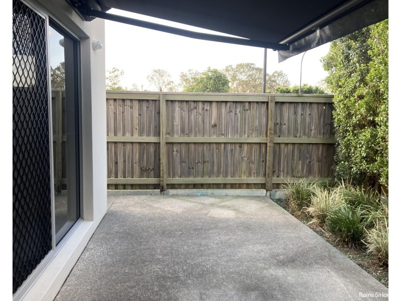 6/188 Gainsborough Drive, Pimpama QLD 4209