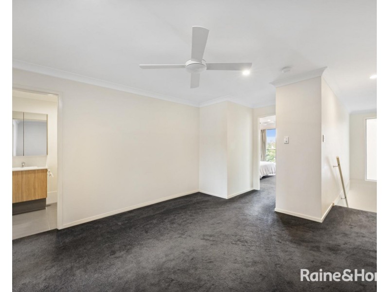 6/188 Gainsborough Drive, Pimpama QLD 4209