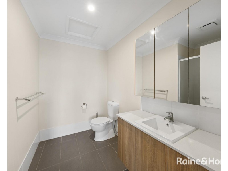 6/188 Gainsborough Drive, Pimpama QLD 4209