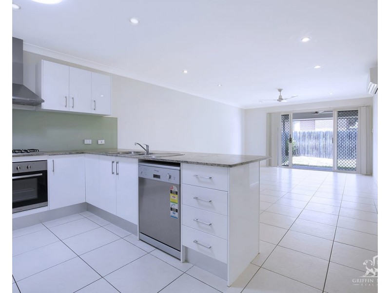 1/8 Wilton Court, Morayfield QLD 4506