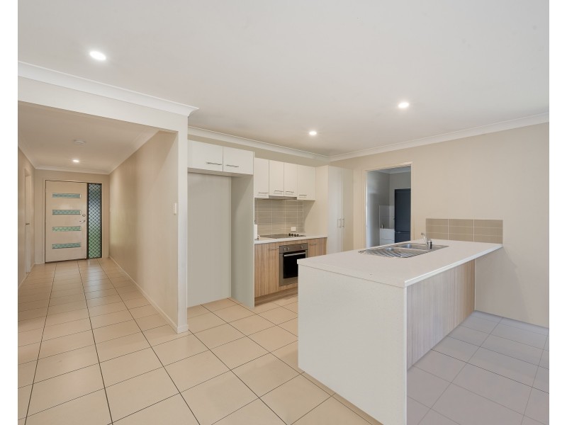 76 Cirrus Way, Coomera QLD 4209