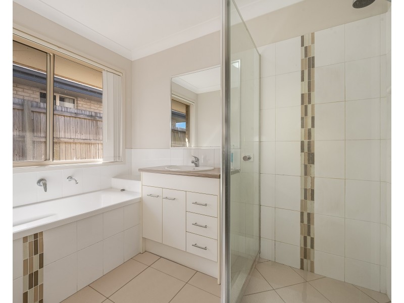 76 Cirrus Way, Coomera QLD 4209