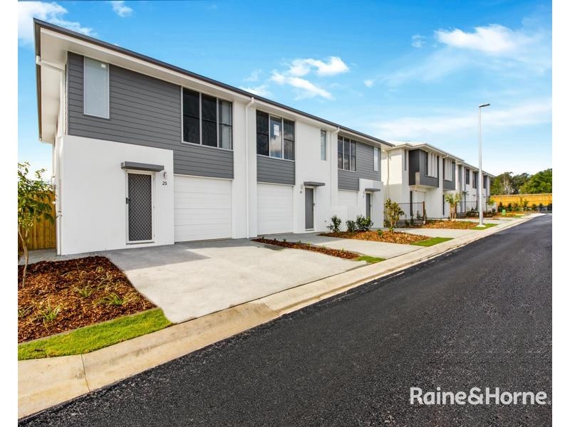 121/63 Watercress Boulevard, Redbank Plains QLD 4301
