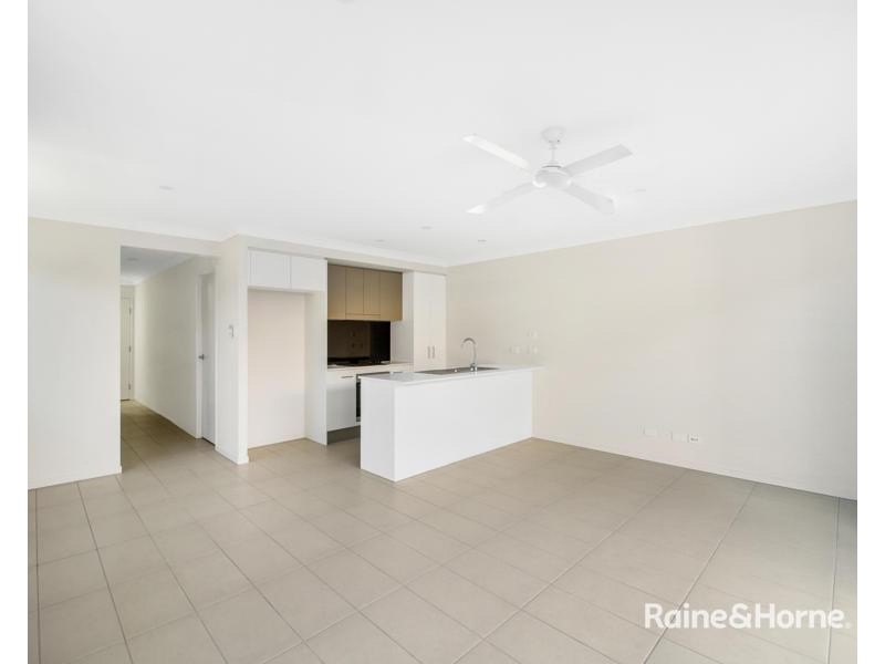 3/63 Watercress Boulevard, Redbank Plains QLD 4301