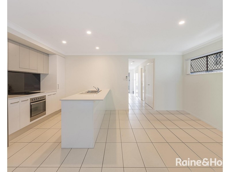 10/188 Gainsborough Drive, Pimpama QLD 4209