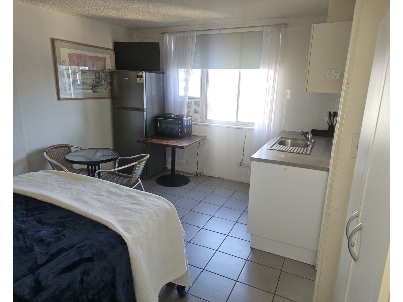 502/2 Barney, Southport QLD 4215