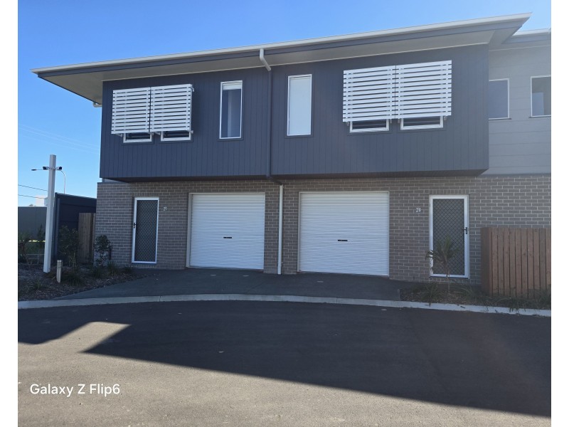 25/8 Taylor Place, Mackenzie QLD 4156