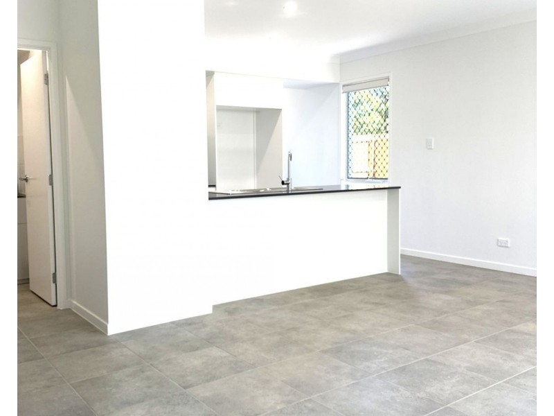 9/5 Royal Street, Kallangur QLD 4503