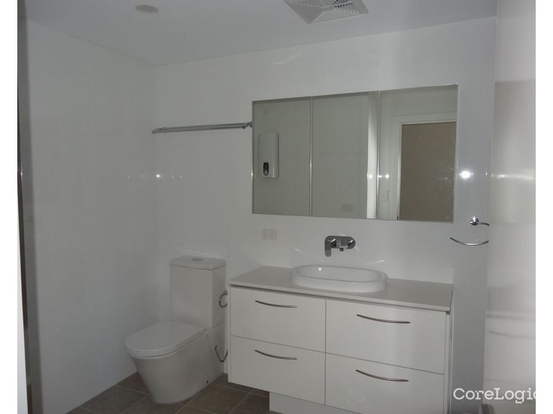 4/11 University Road, Mitchelton QLD 4053
